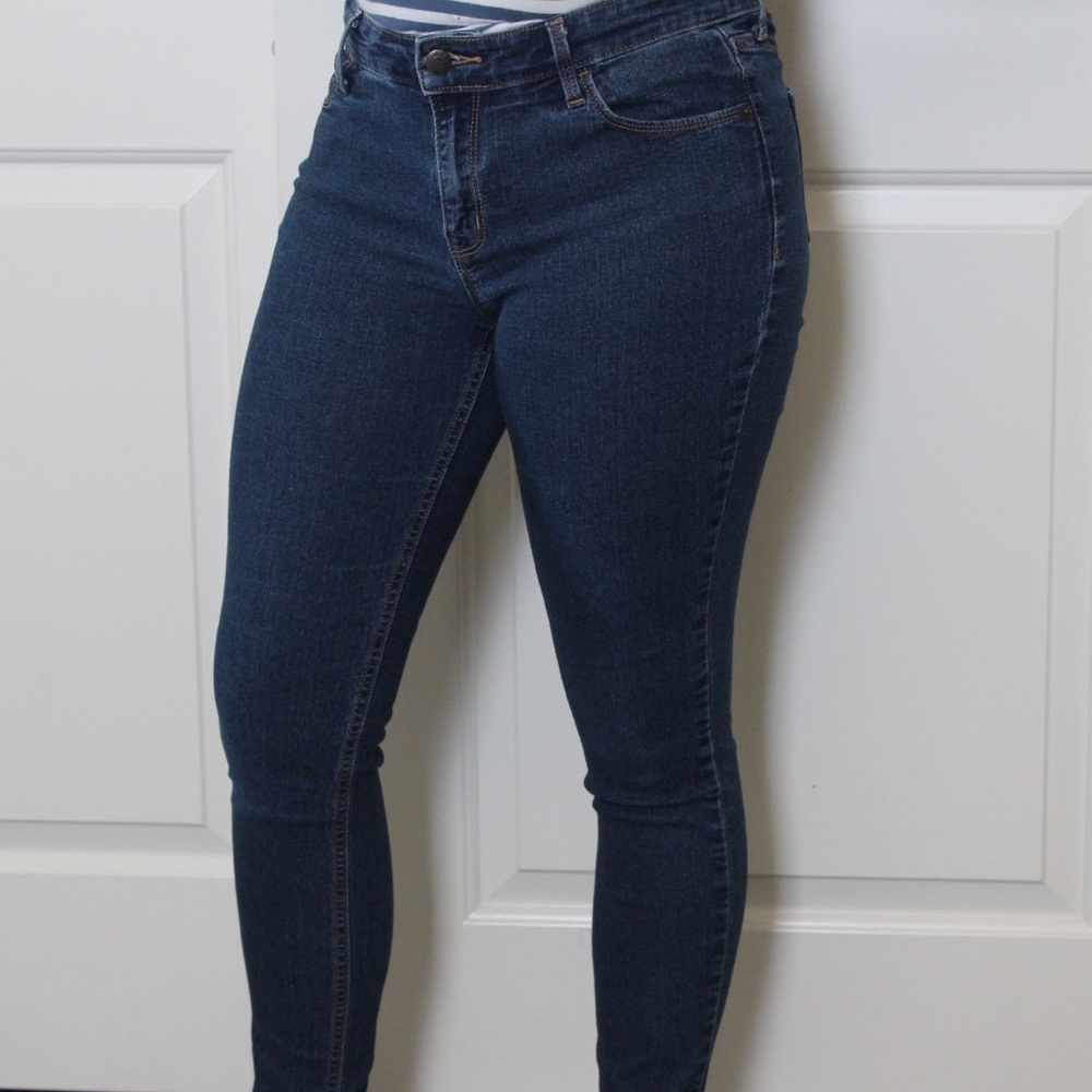 Women's Old Navy Blue Skinny Jeans Mid rise dark wash size 2